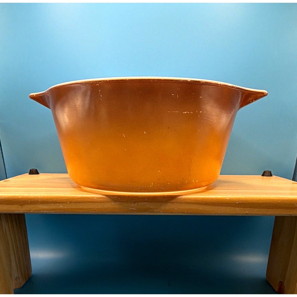 Vintage Pyrex 024-B 1.5 Qt Round Milk Glass Mixing Bowl Brown/White Microwave